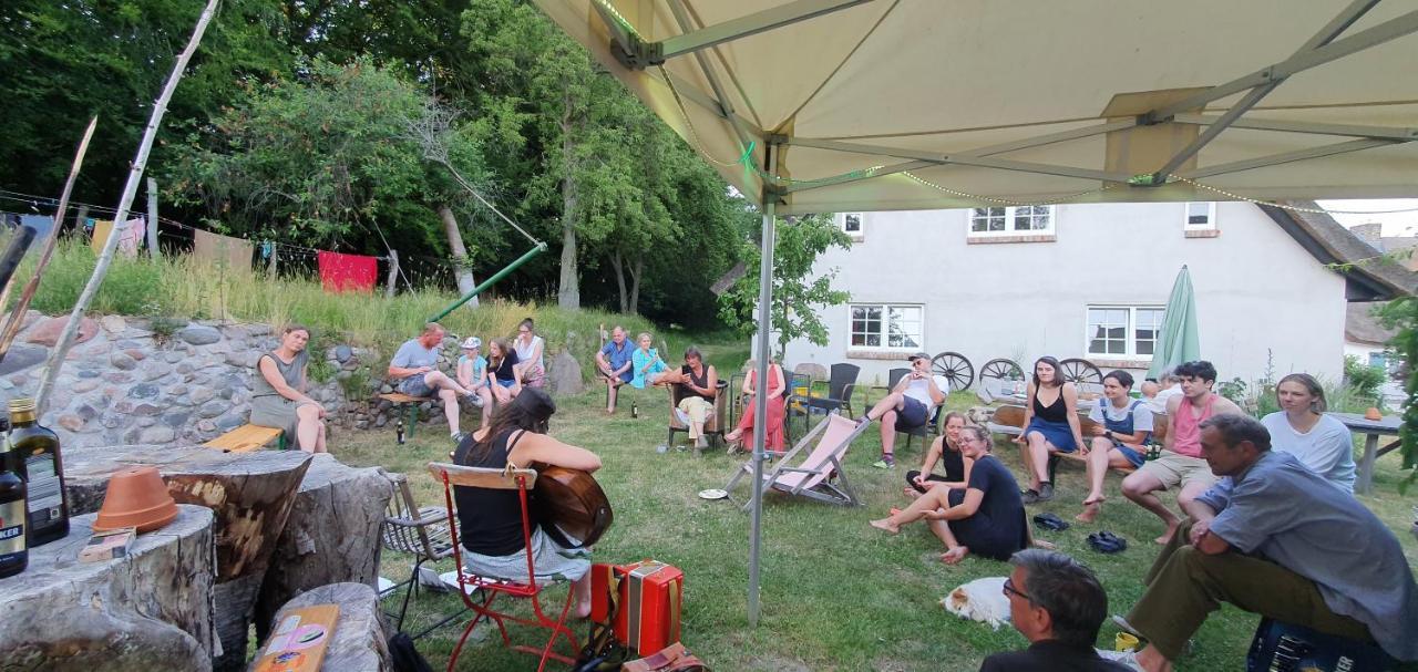 Apartment Vera, Naehe Binz In Traumhafter Alleinlage, 4-8 P. Zirkow Luaran gambar